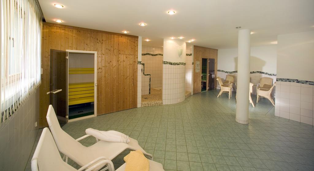 Hotel Gasthof Nindler à Steindorf am Ossiacher See Extérieur photo