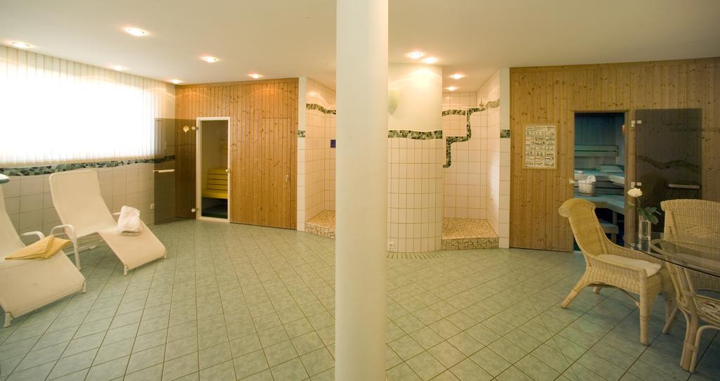 Hotel Gasthof Nindler à Steindorf am Ossiacher See Extérieur photo
