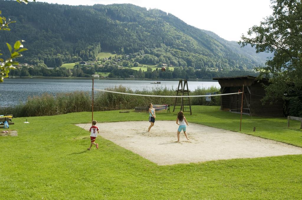 Hotel Gasthof Nindler à Steindorf am Ossiacher See Extérieur photo